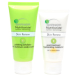 Garnier Nutritioniste Skin Renew Regenerating Micro-Polish Kit